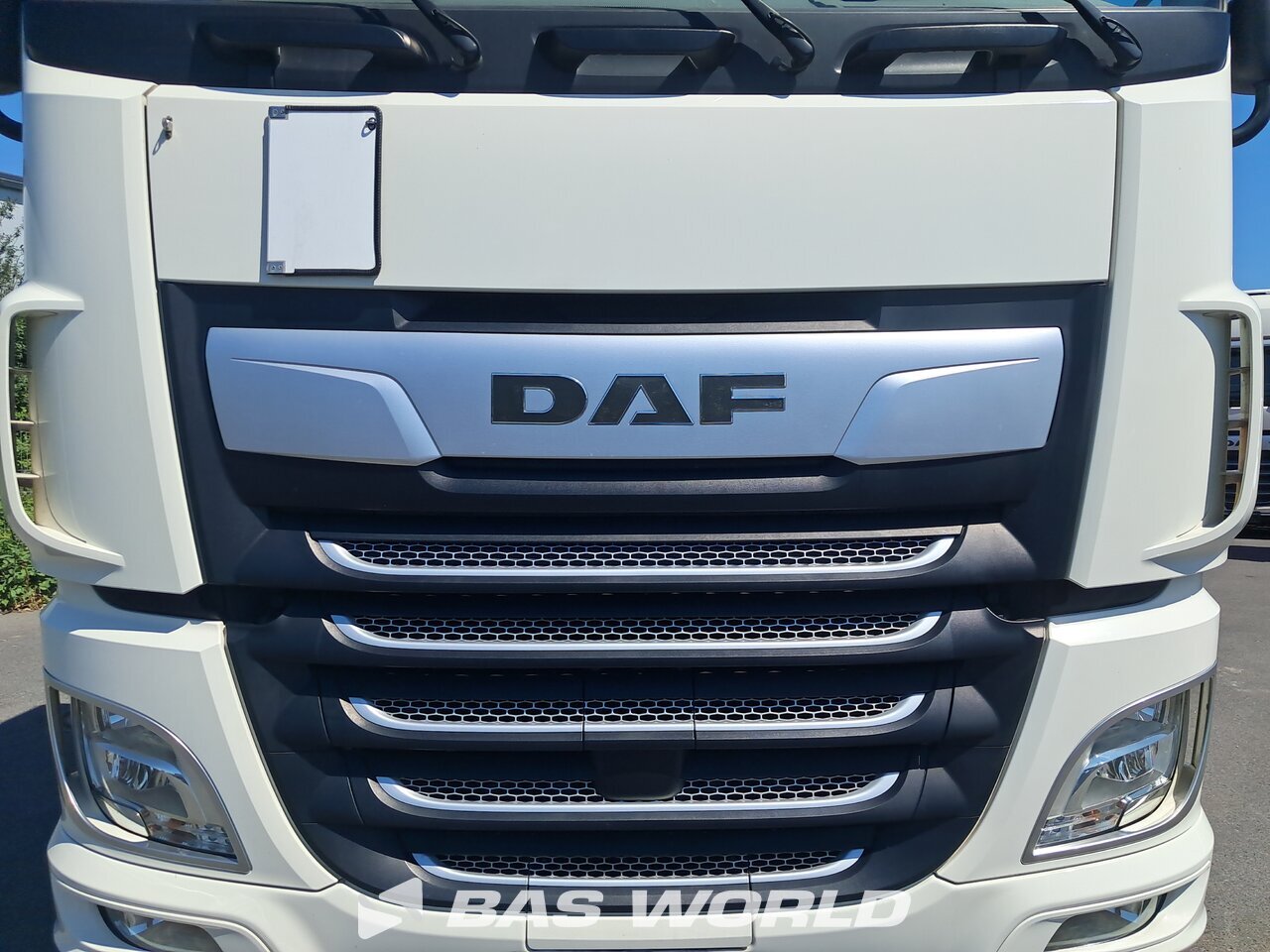 Grille : DAF XF 450 6X2 SGD Camion à Caisse Mobile