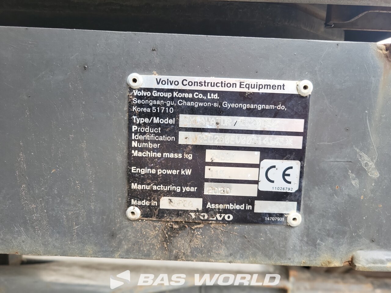 Other : Volvo EC200 E L Pelle sur chenilles