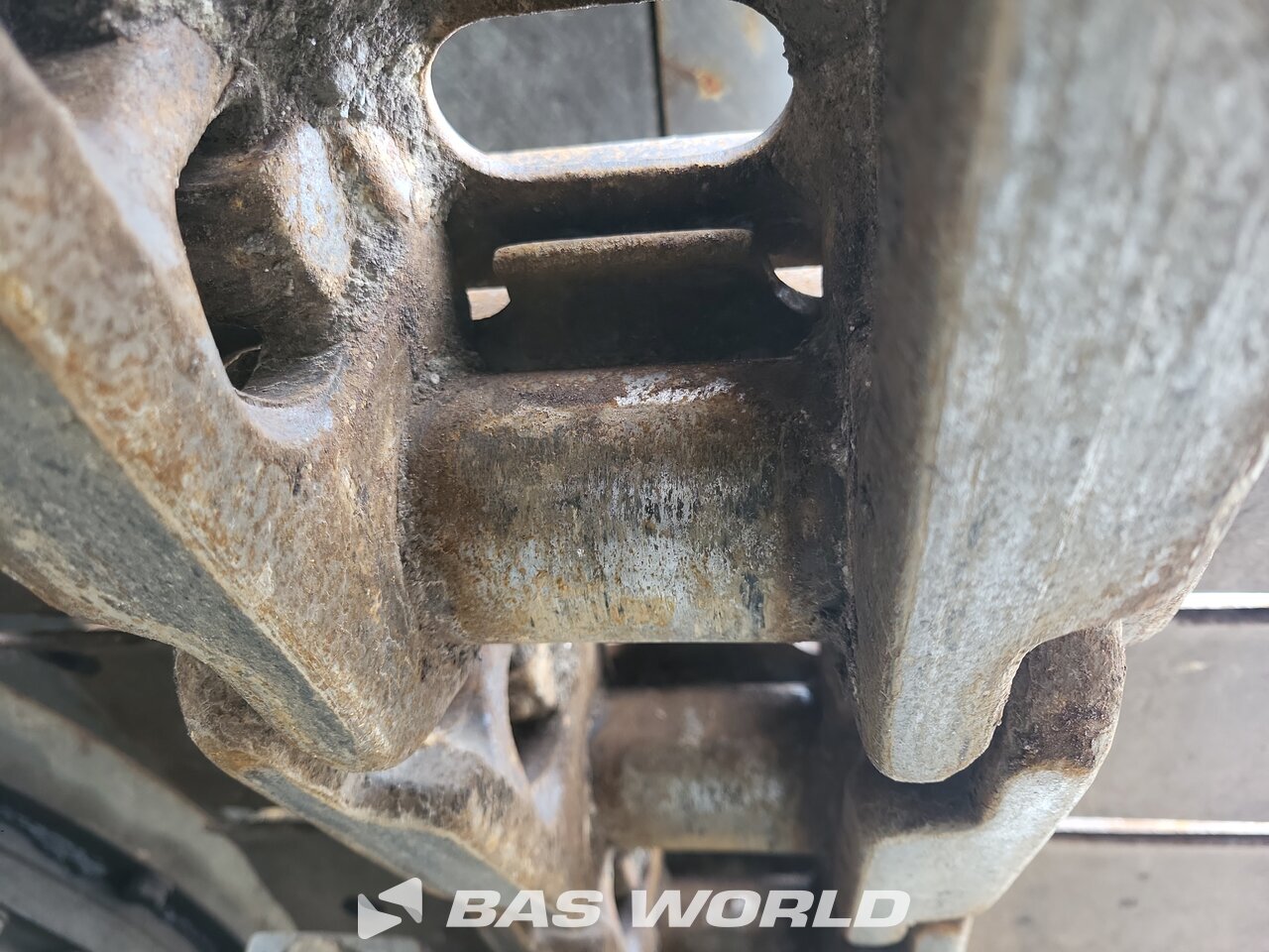 Other : Volvo EC200 E L Pelle sur chenilles