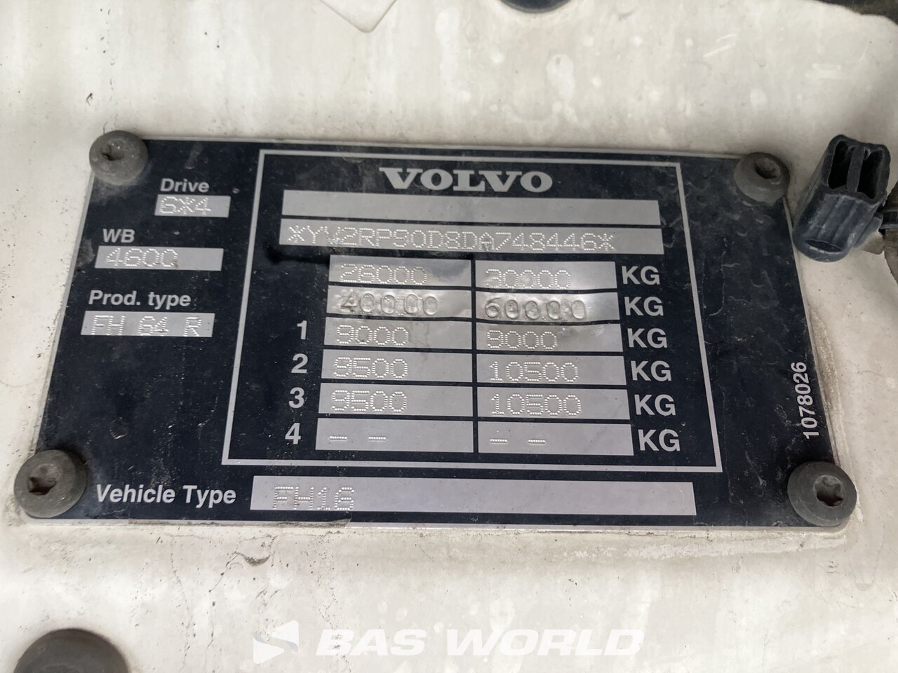Other : Volvo FH16 700 6X4 Joab camion à bras