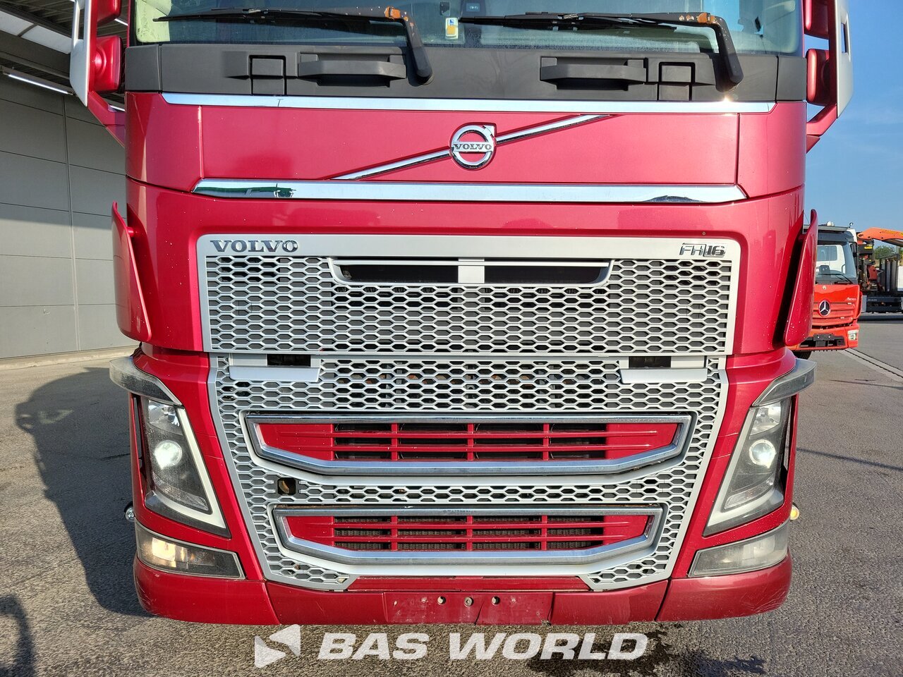 Other : Volvo FH16 700 6X4 Joab camion à bras