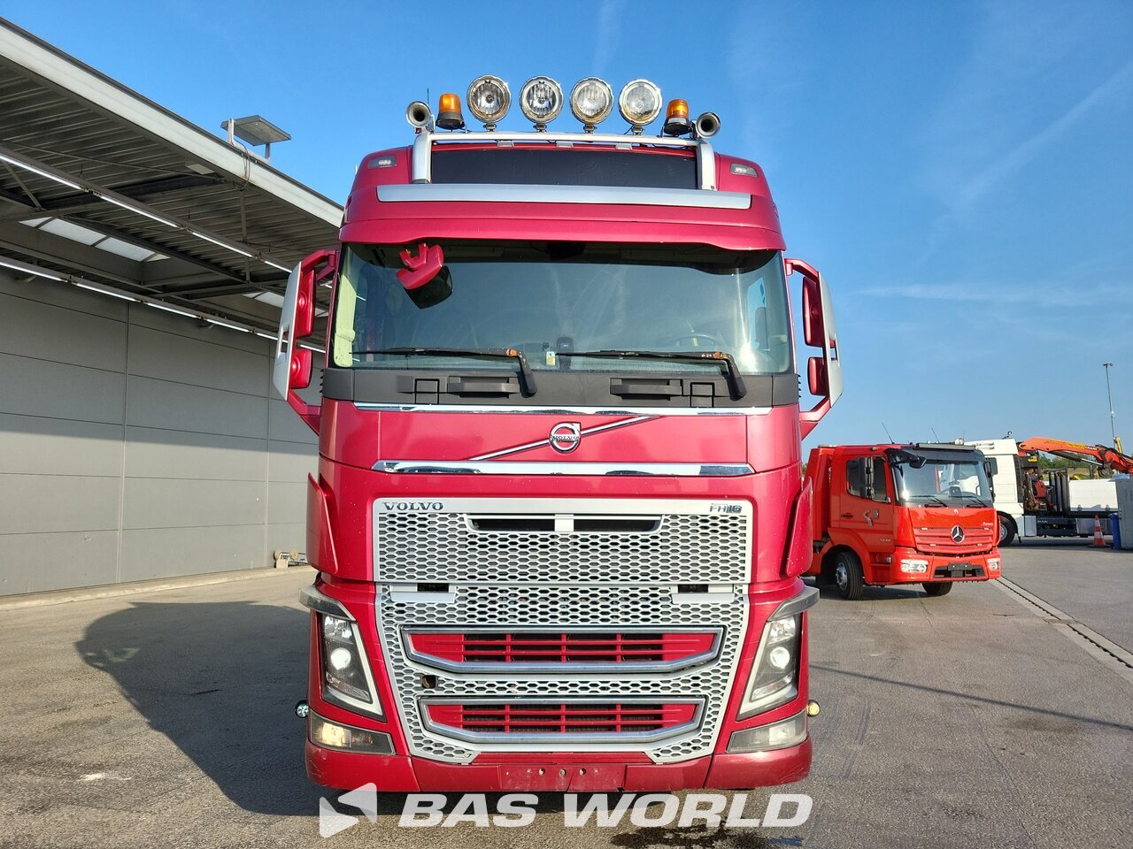 Other : Volvo FH16 700 6X4 Joab camion à bras