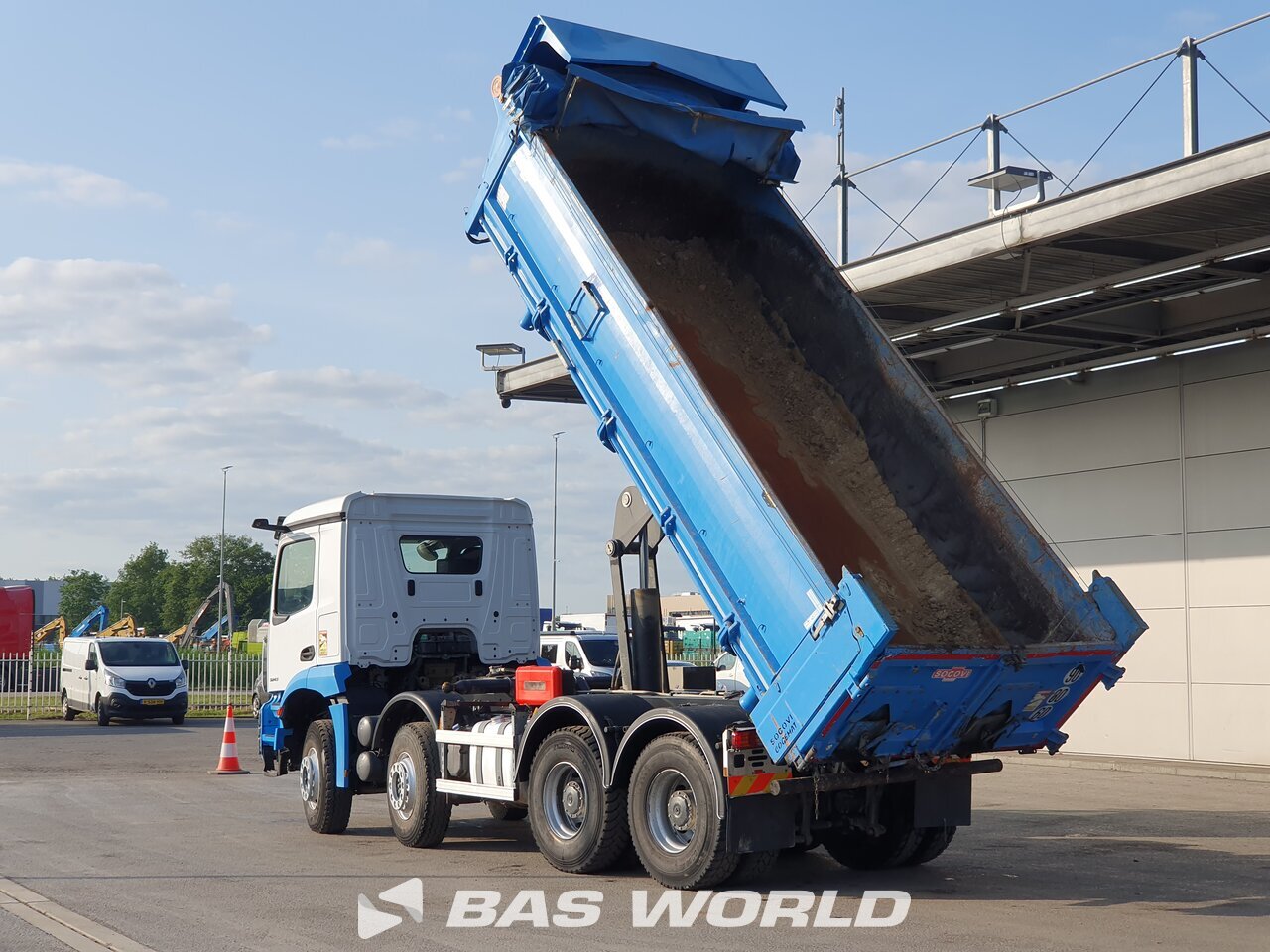 Other : Mercedes Arocs 3243 8X4 Socovi Camion Benne