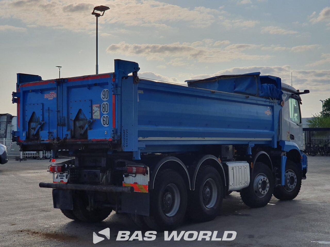 Other : Mercedes Arocs 3243 8X4 Socovi Camion Benne