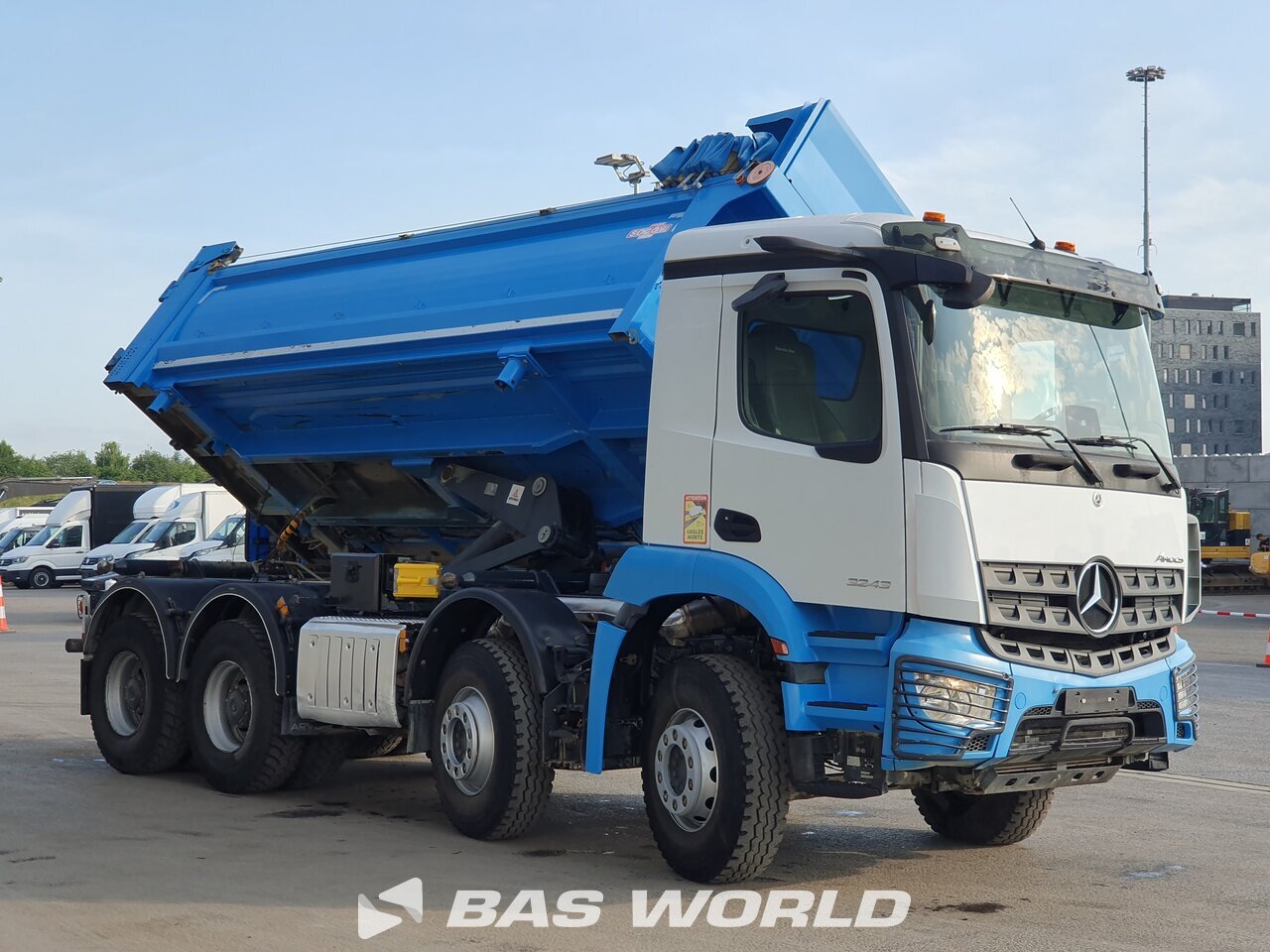 Other : Mercedes Arocs 3243 8X4 Socovi Camion Benne