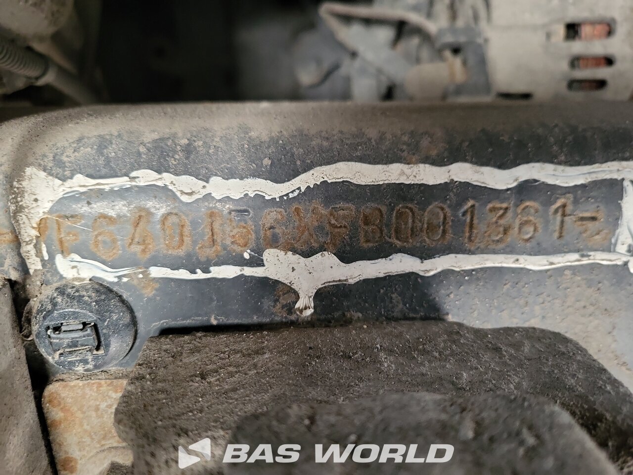 Other : Renault D 240 4X2 Grosse Carrosseries fourgons