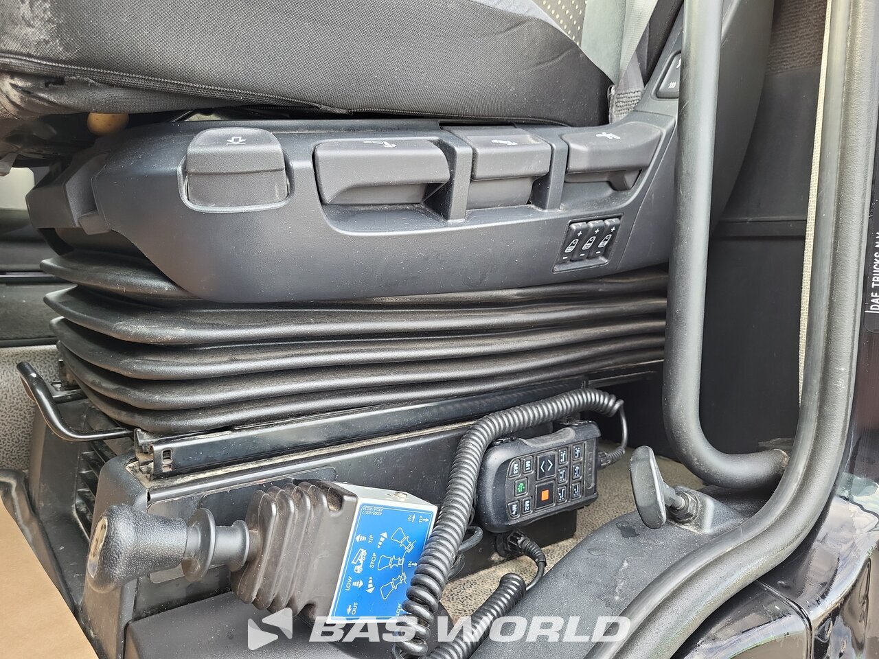 Other : DAF XF 530 4X4 Tracteur routier