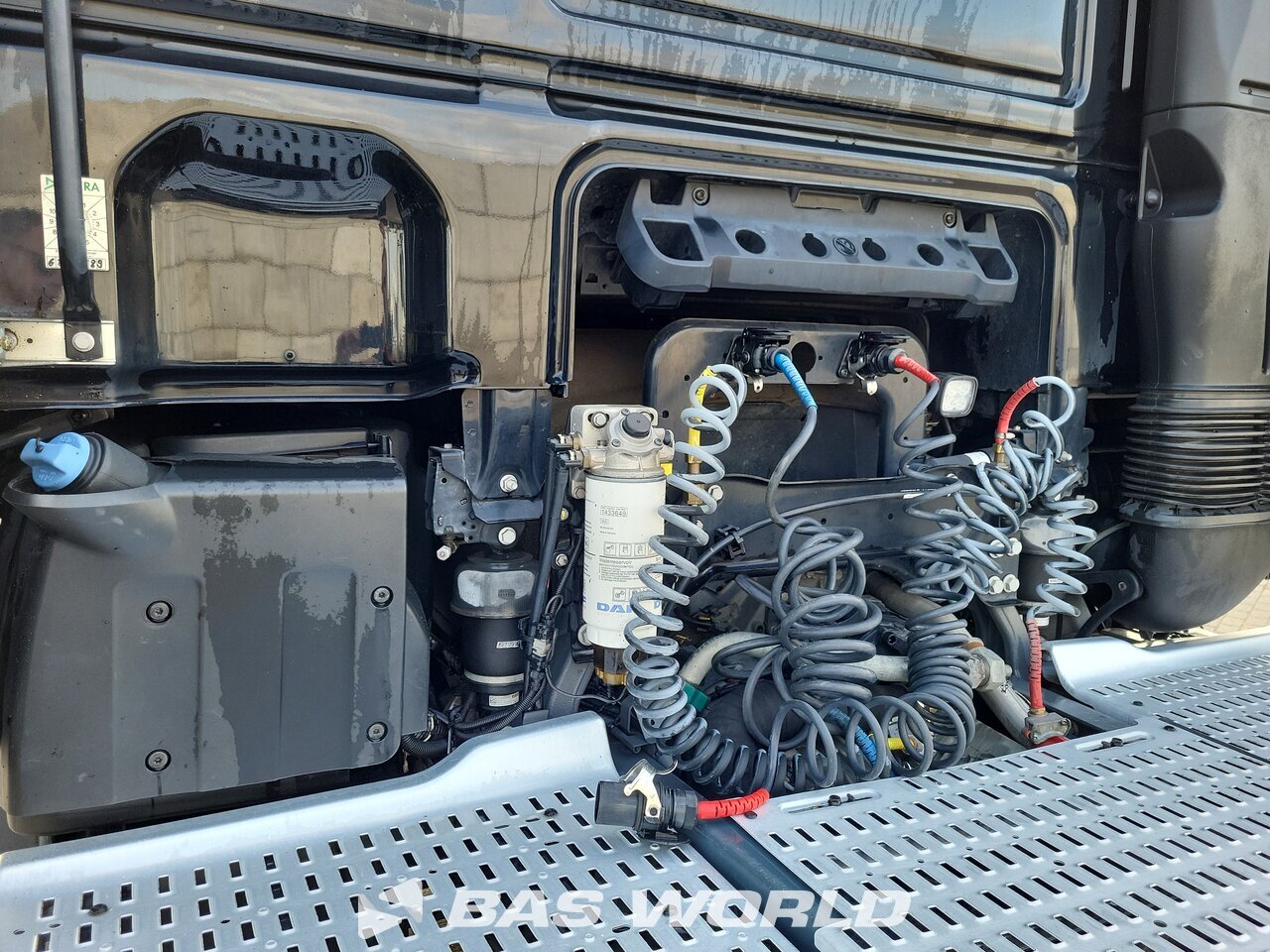 Trailer connections : DAF XF 530 4X4 Tracteur routier