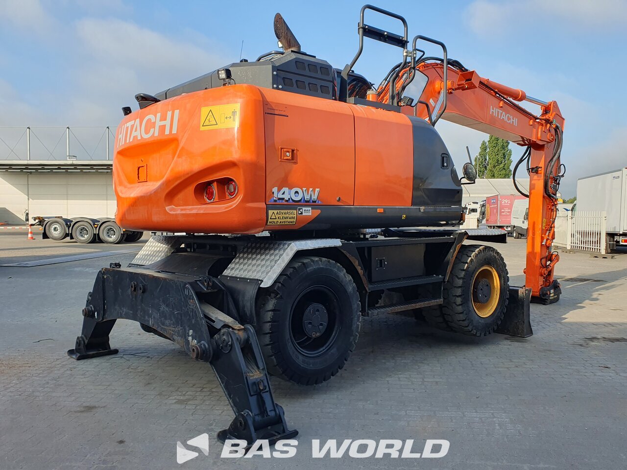 Other : Hitachi ZX140W -6 Pelle sur pneus