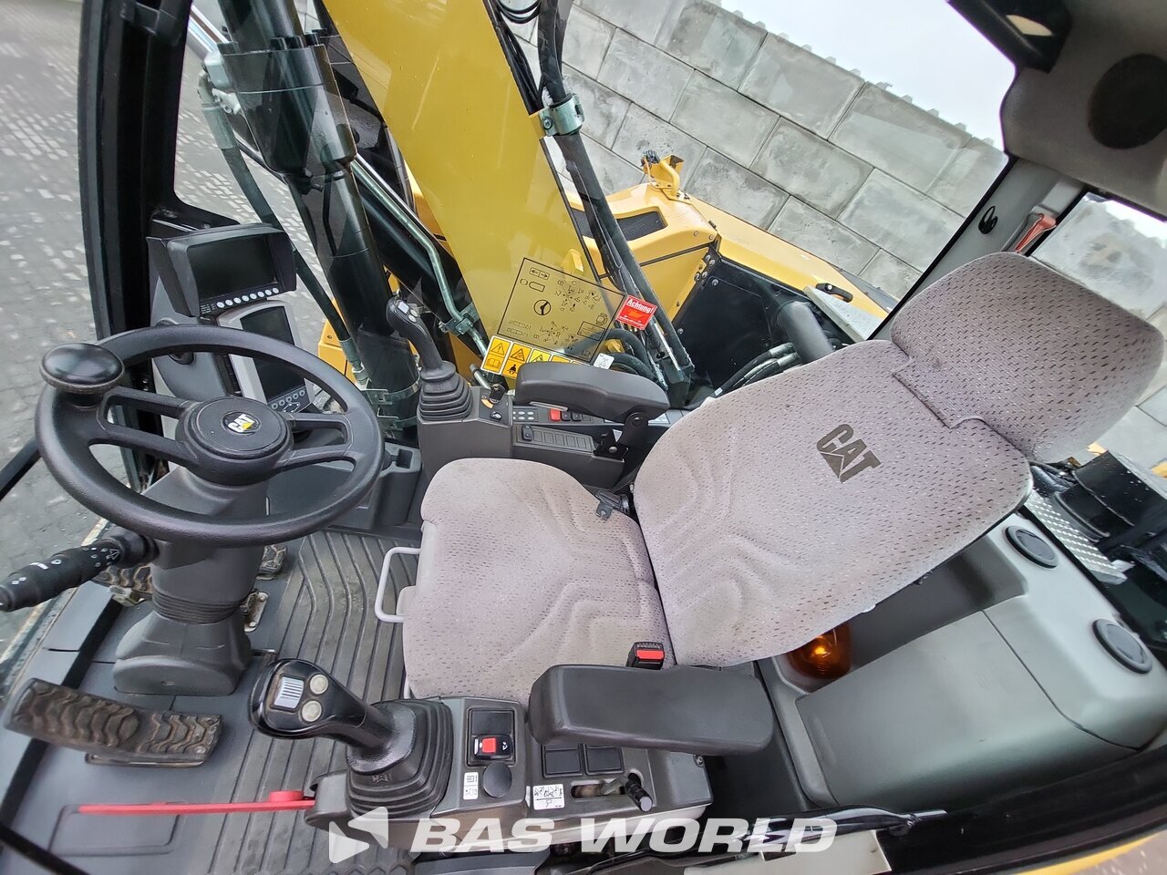 Other : Caterpillar M314 F Pelle sur pneus
