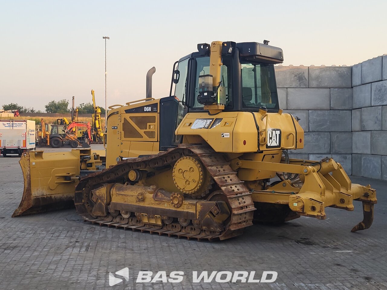 Other : Caterpillar D6 N XL Bouteurs sur chenilles