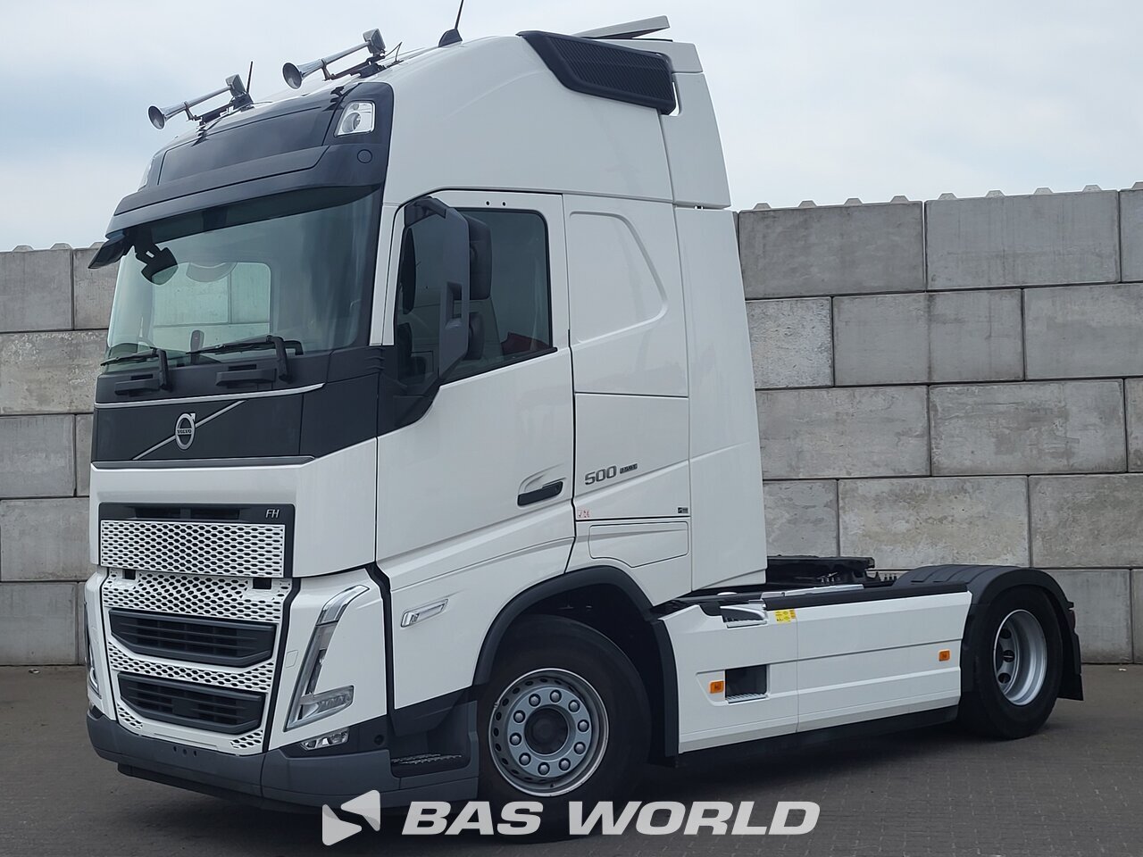Front left : Volvo FH 500 4X2 Tracteur routier