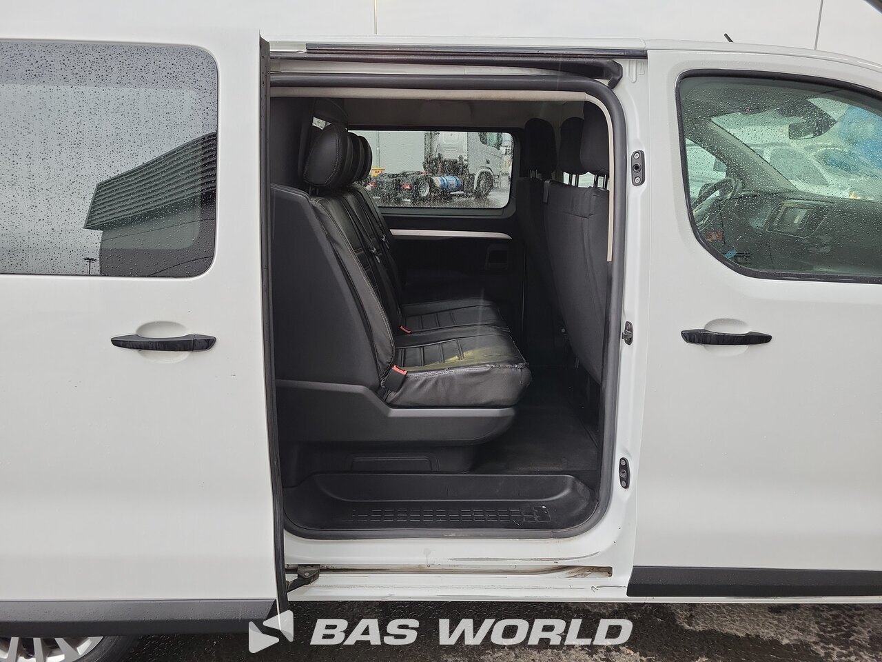 Other : Opel Vivaro 122PK Fourgons utilitaires