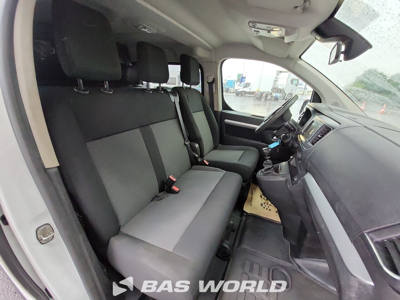 Other : Opel Vivaro 122PK Fourgons utilitaires