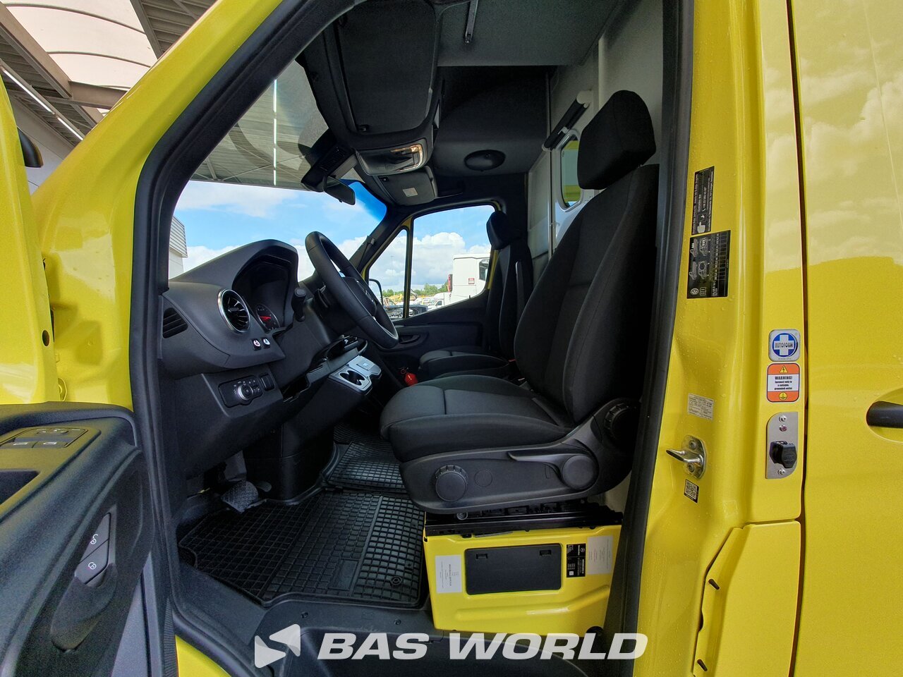 Other : Mercedes Sprinter 319 CDI Ambulance