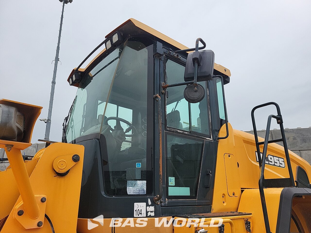 Other : Hyundai HL955 Chargeuse sur pneus