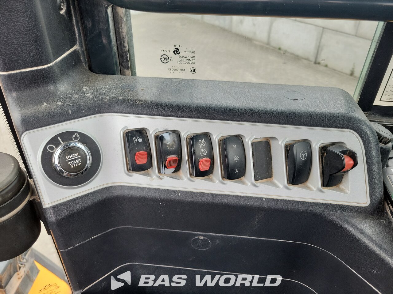 Other : Hyundai HL955 Chargeuse sur pneus