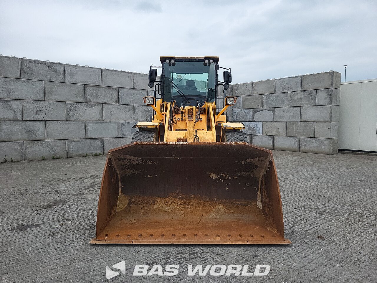 Front right : Hyundai HL955 Chargeuse sur pneus