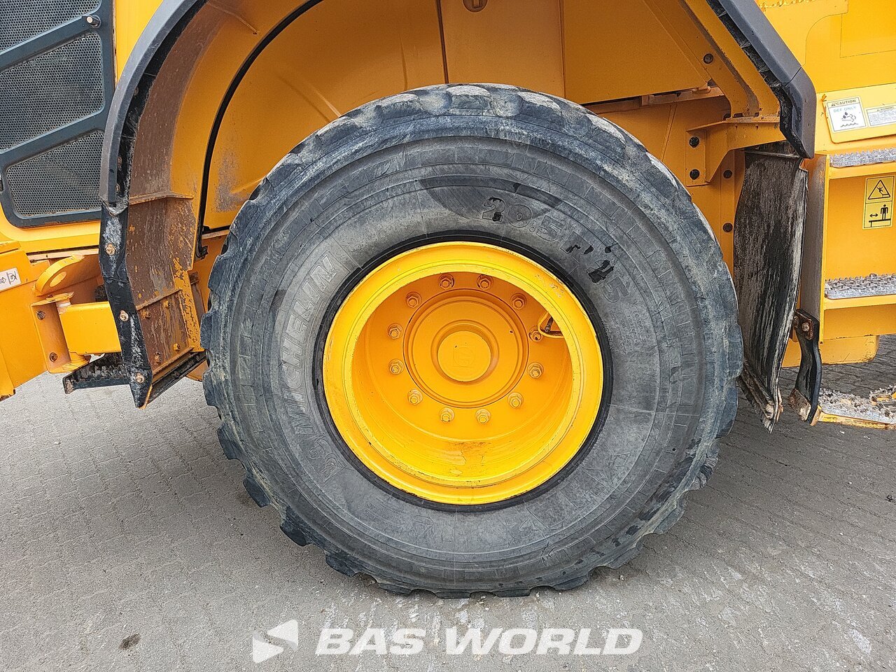 Other : Hyundai HL955 Chargeuse sur pneus