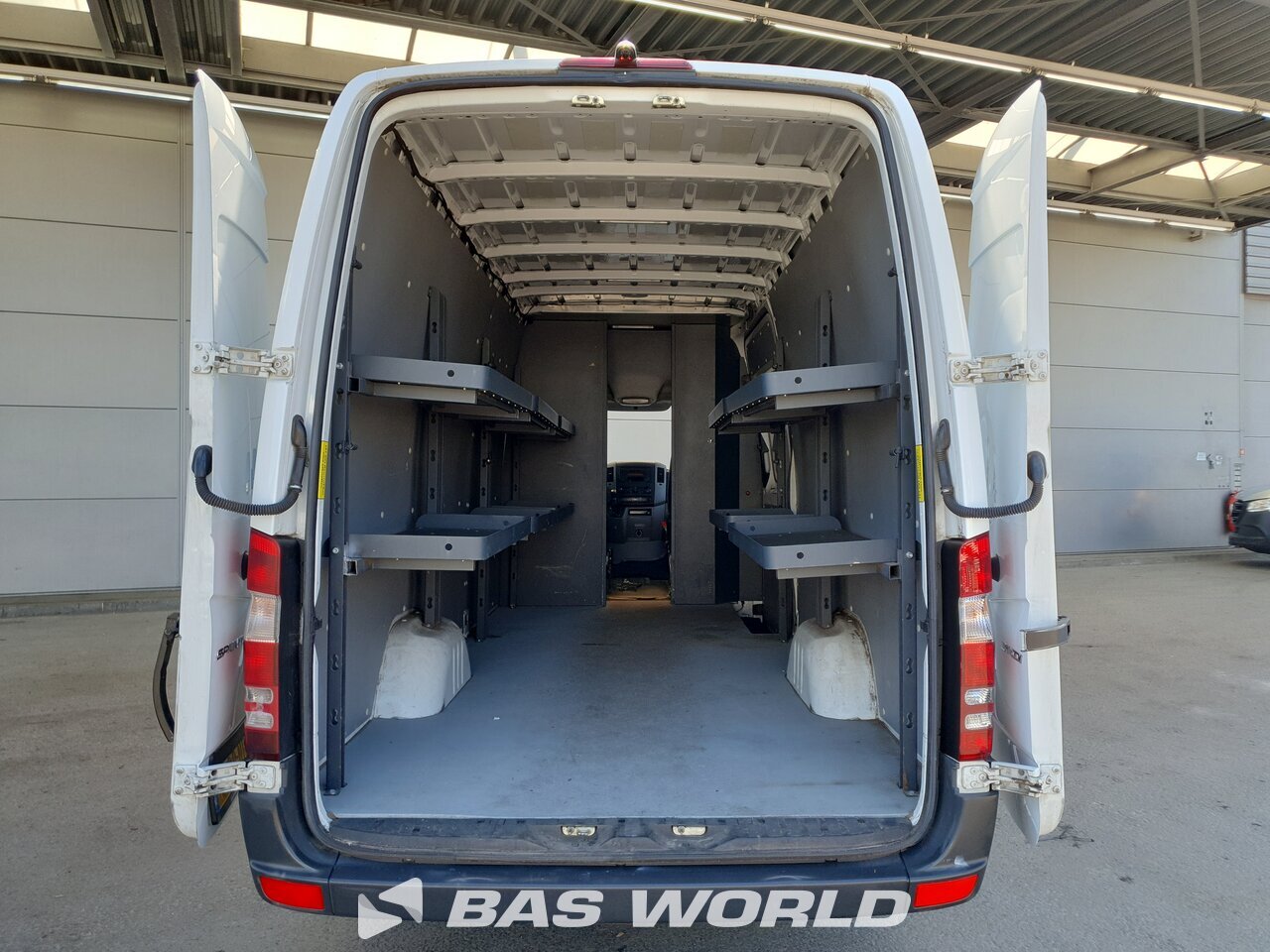 Other : Mercedes Sprinter 311 CDI Fourgons utilitaires