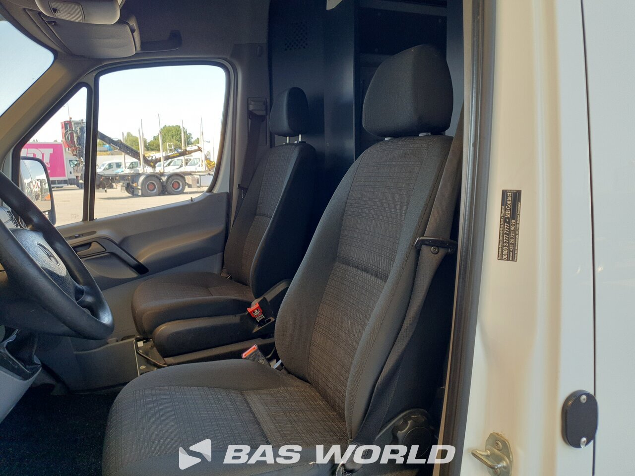 Other : Mercedes Sprinter 311 CDI Fourgons utilitaires