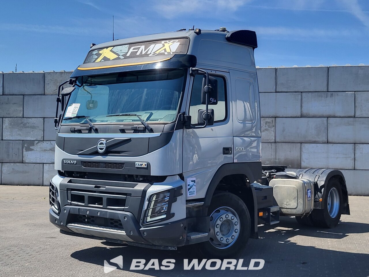 Front left : Volvo FMX 500 4X2 Tracteur routier