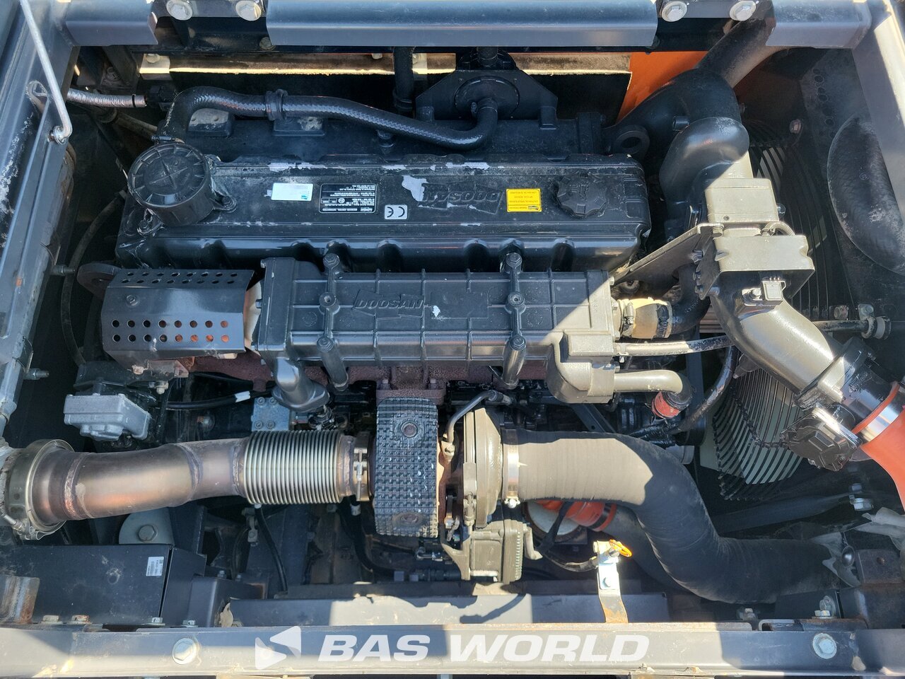 Other : Doosan DX300 LC-5 Pelle sur chenilles