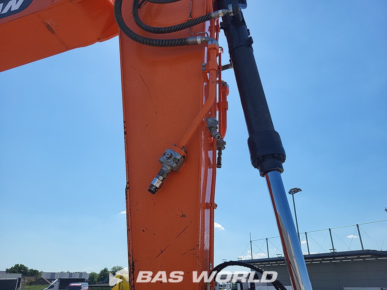 Other : Doosan DX300 LC-5 Pelle sur chenilles