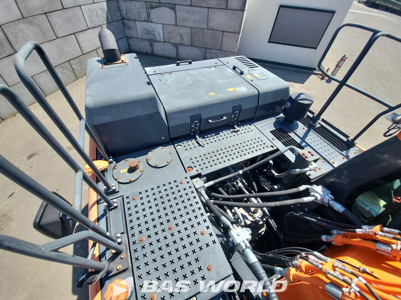 Other : Doosan DX300 LC-5 Pelle sur chenilles