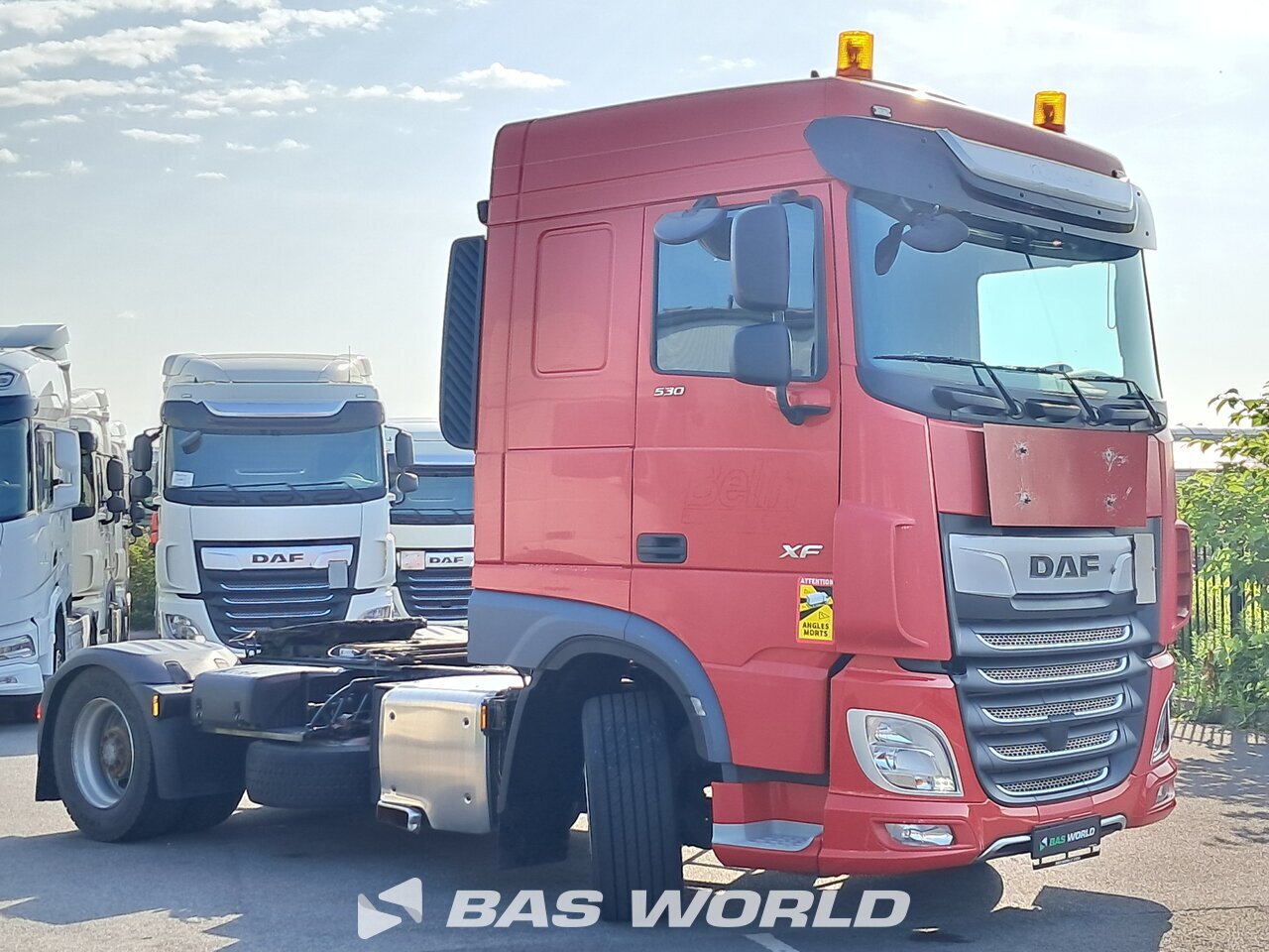 Front right : DAF XF 530 4X2 Tracteur routier