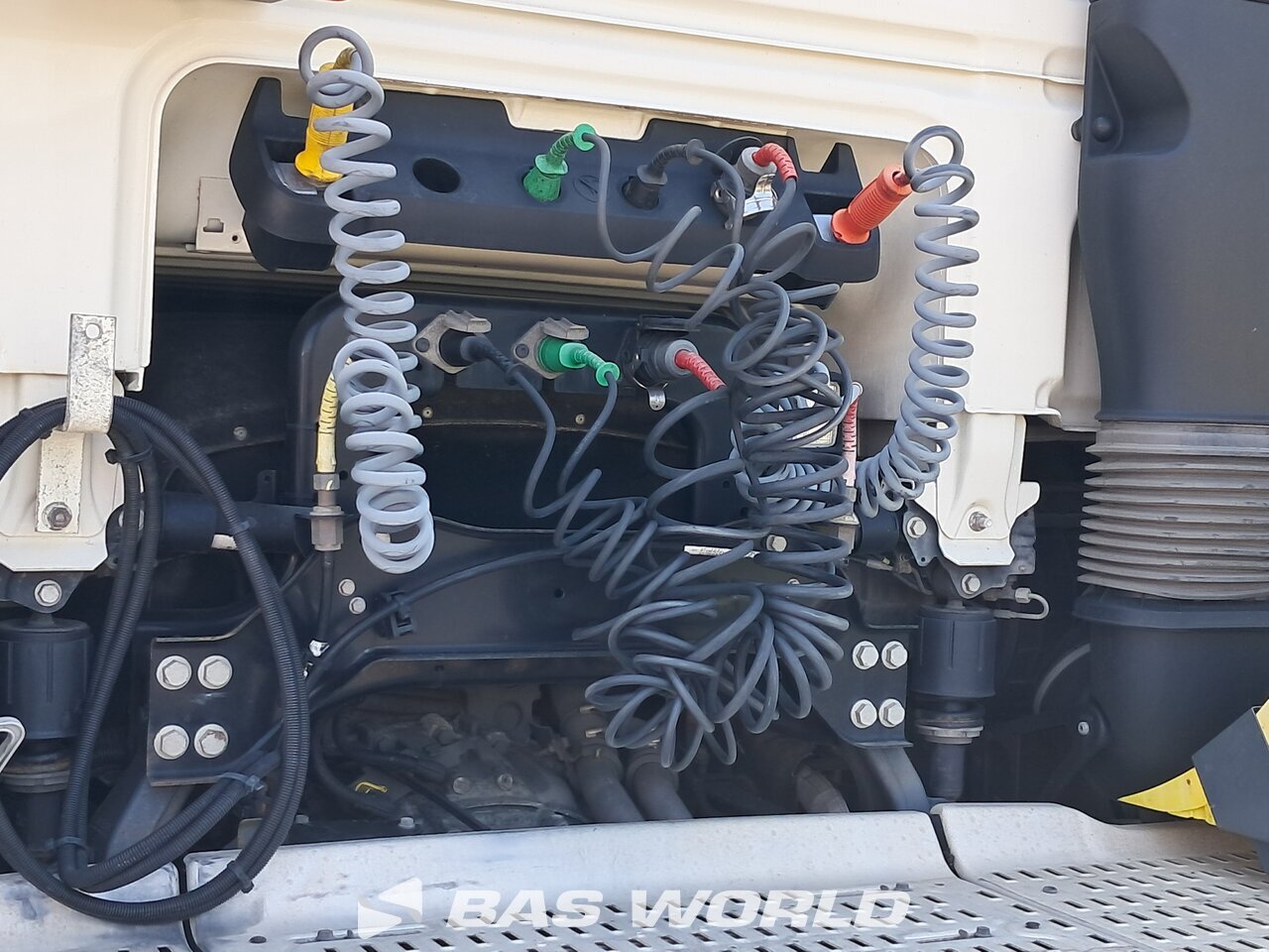 Trailer connections : DAF XF 480 4X2 Tracteur routier
