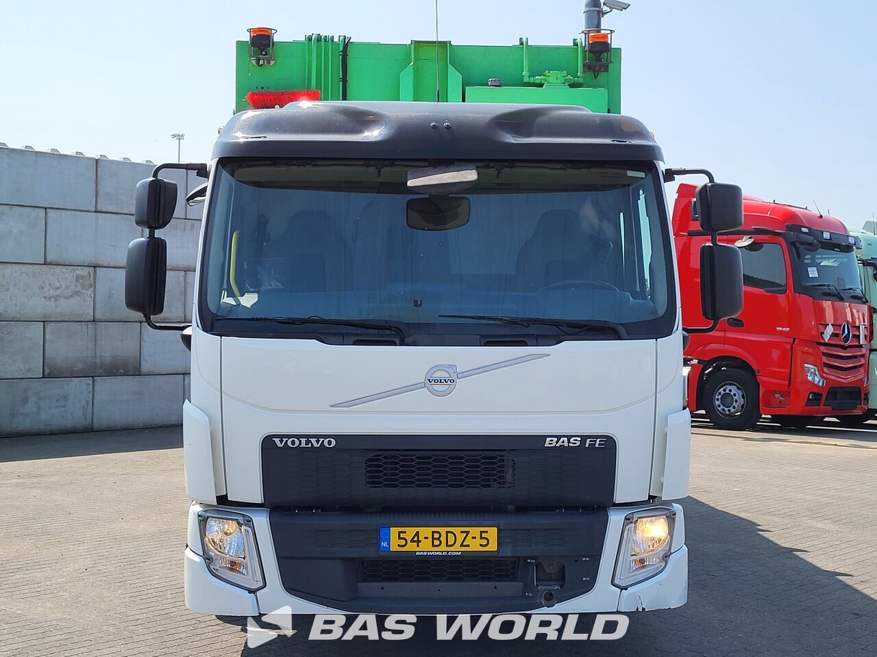 Other : Volvo FE 320 6X2 Zoeller. Type: MEDXL0A Camion d'ordures