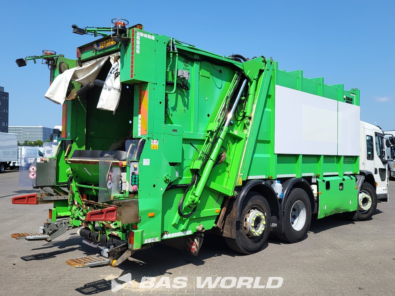 Other : Volvo FE 320 6X2 Zoeller. Type: MEDXL0A Camion d'ordures