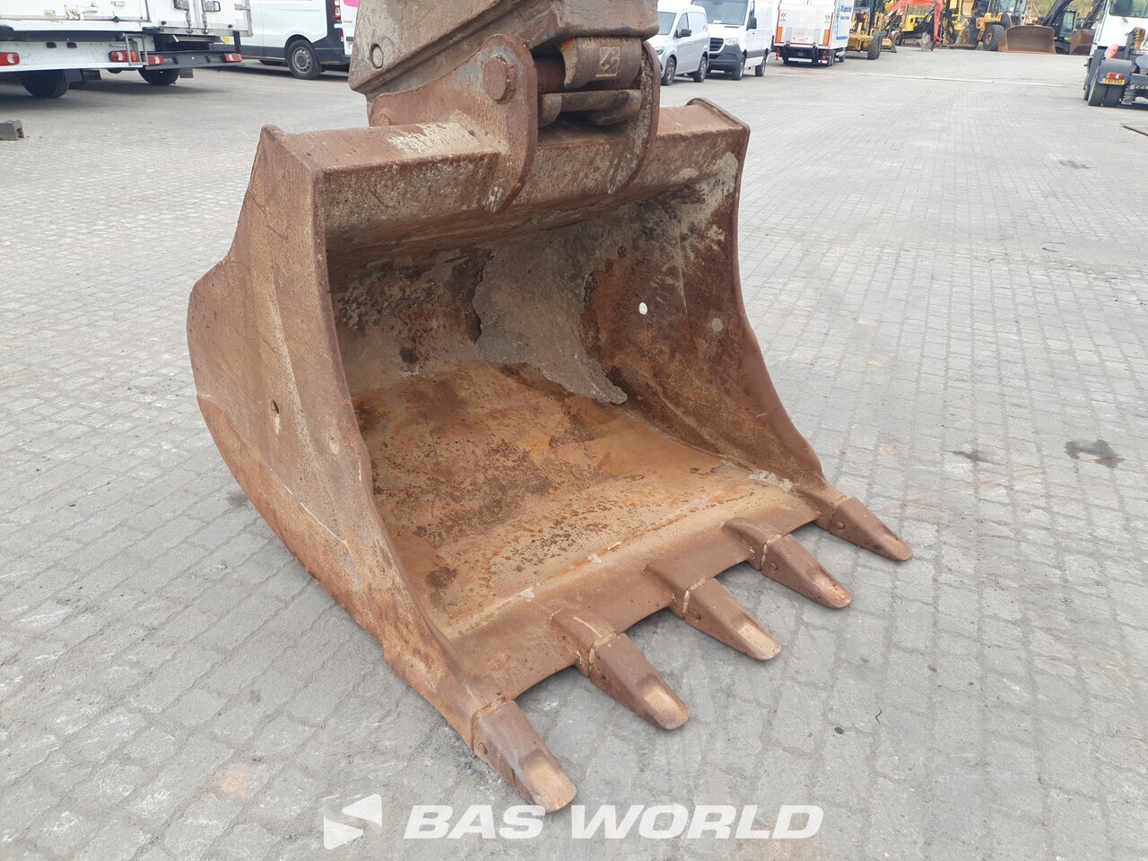 Other : Volvo EC220 E L Pelle sur chenilles