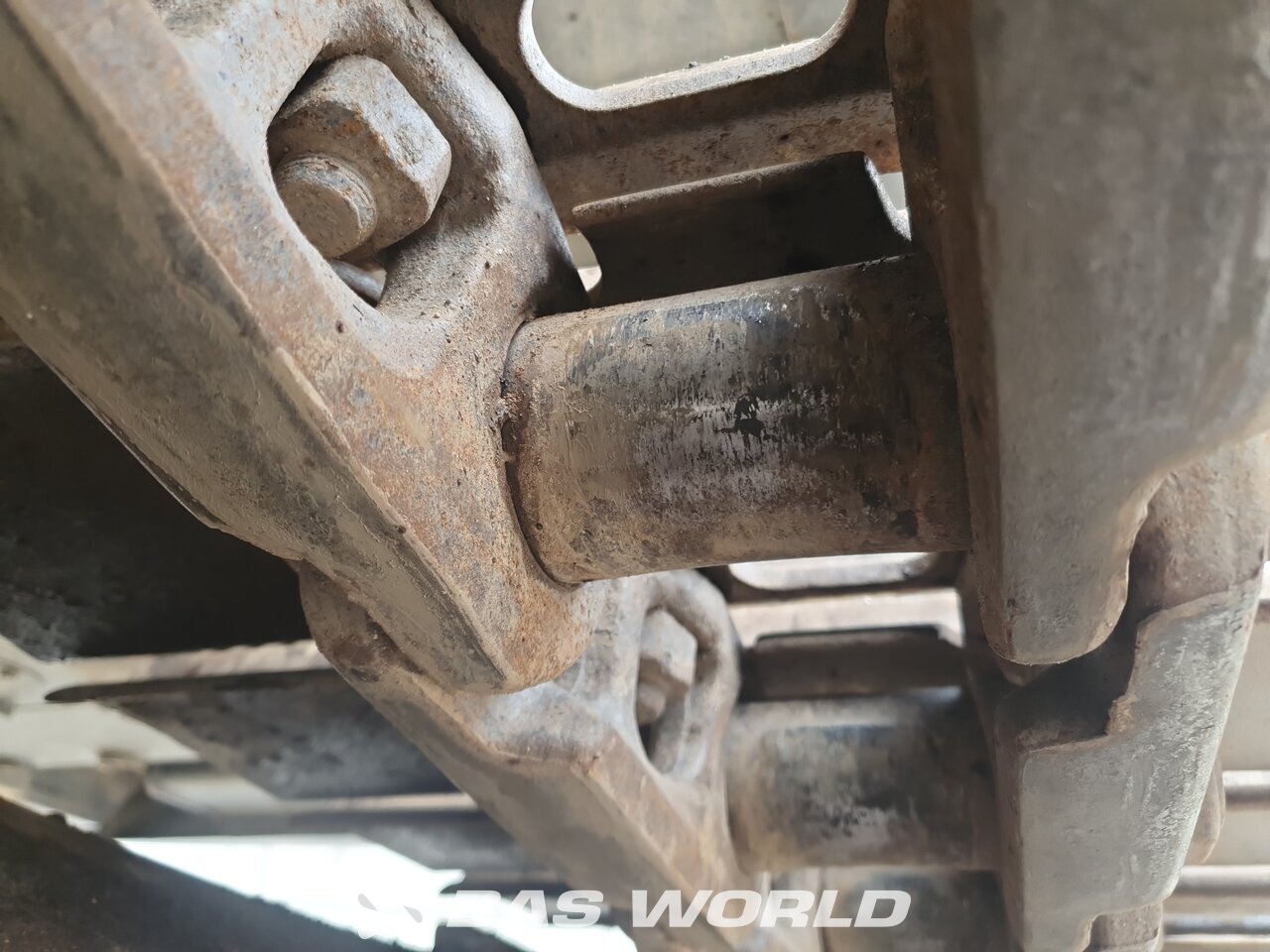 Other : Volvo EC220 E L Pelle sur chenilles