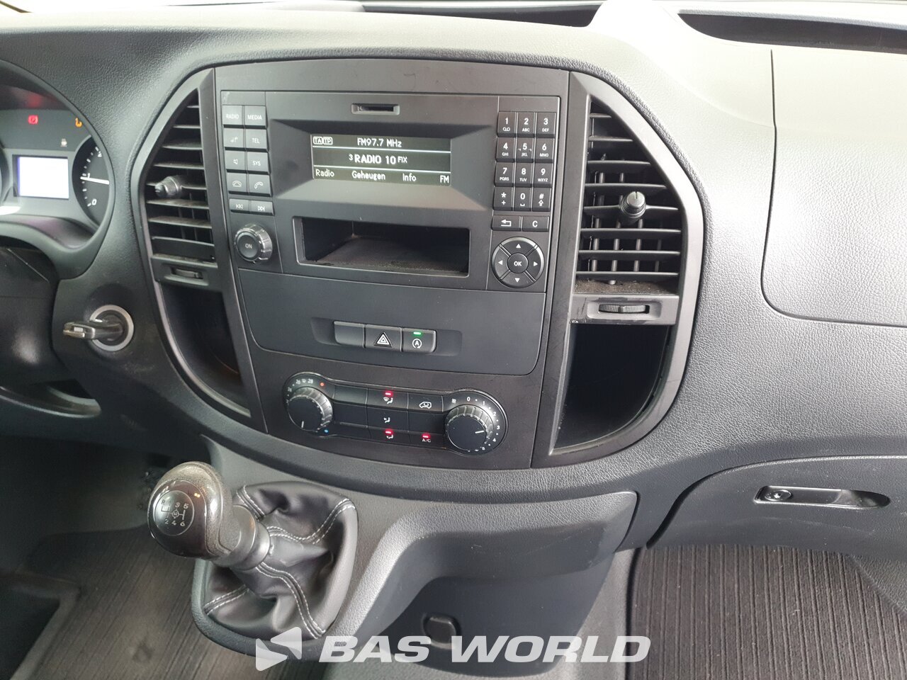 Other : Mercedes Vito 110 Fourgons utilitaires