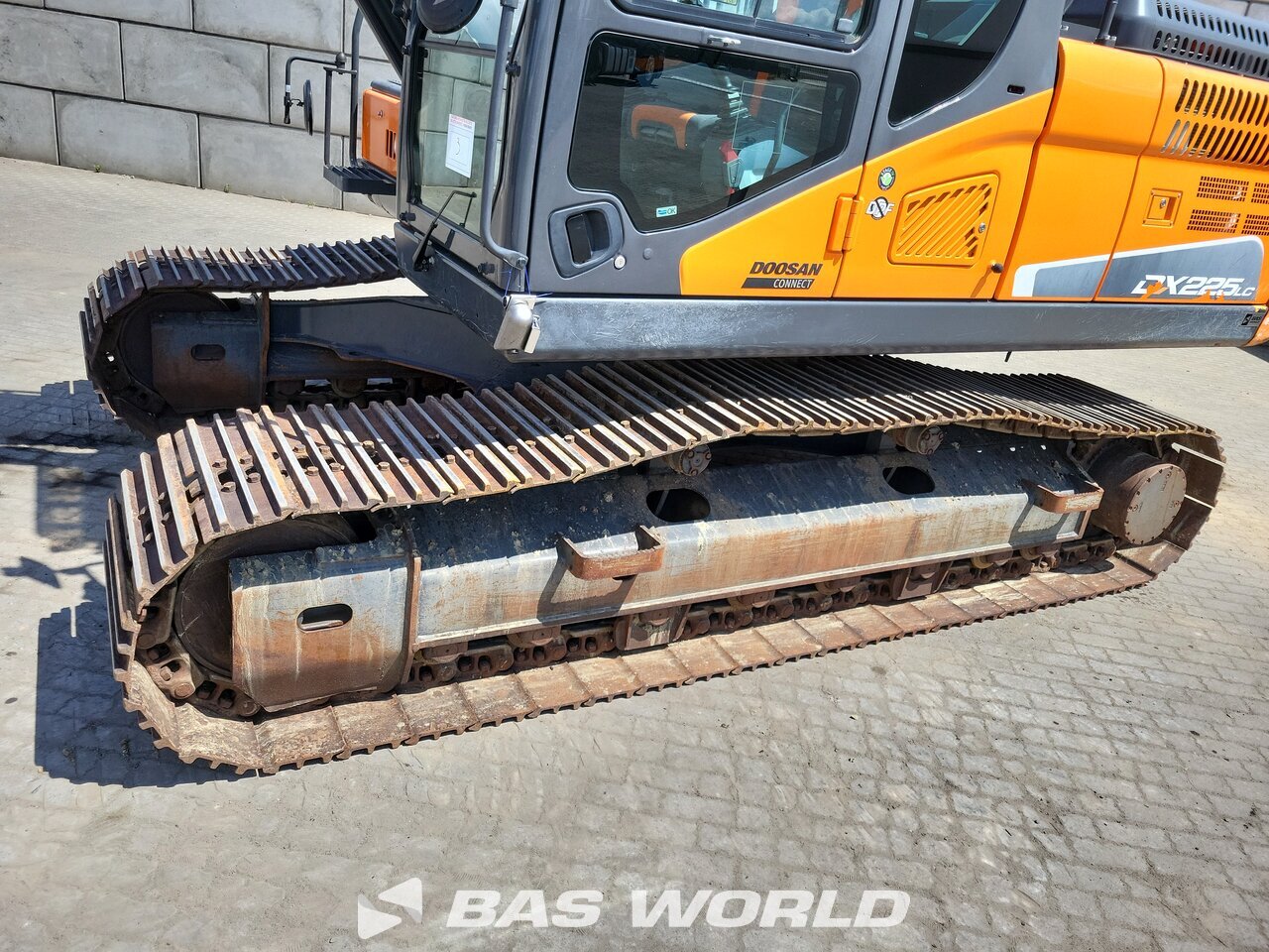 Other : Doosan DX225 LC-5 Pelle sur chenilles