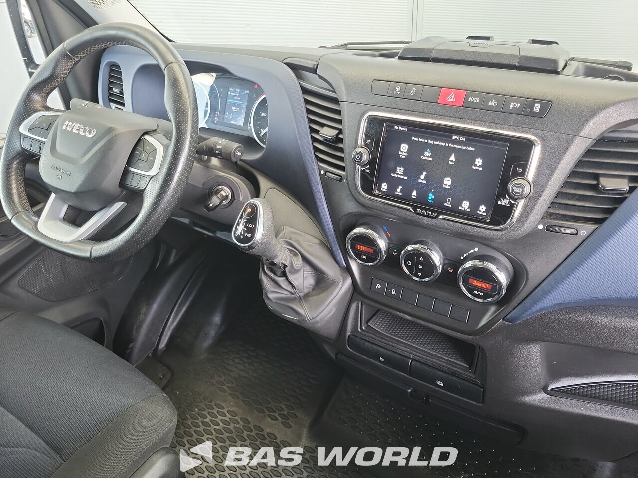 Other : Iveco Daily 35S18 Fourgons utilitaires