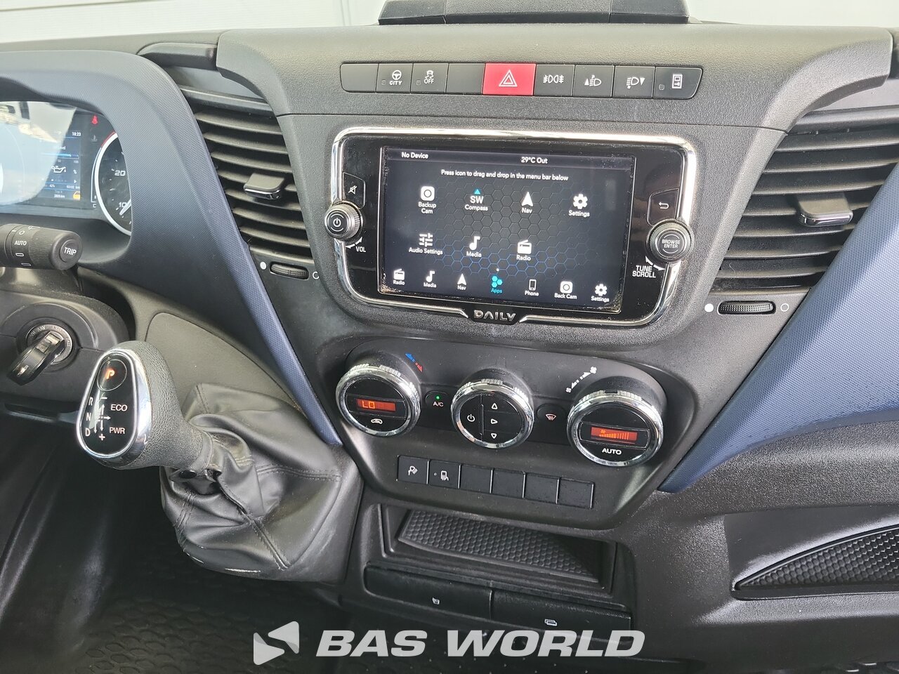 Other : Iveco Daily 35S18 Fourgons utilitaires