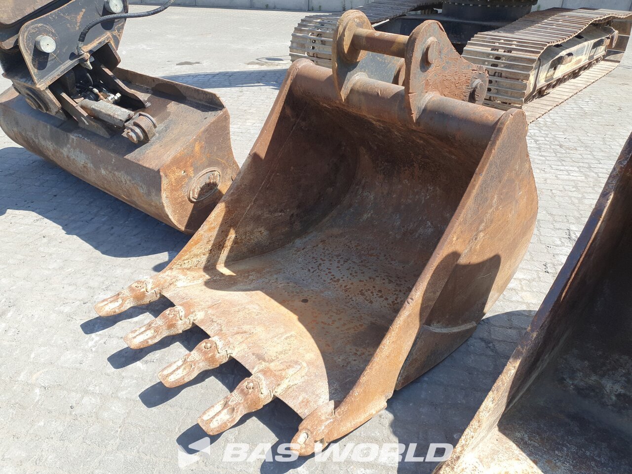 Other : JCB JS210 Pelle sur chenilles