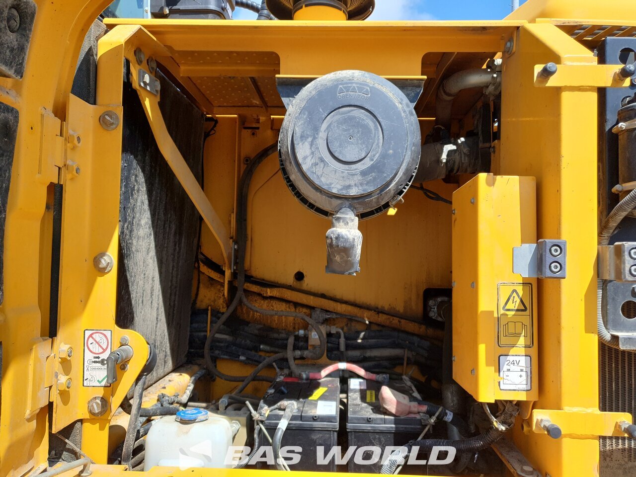 Other : JCB JS210 Pelle sur chenilles