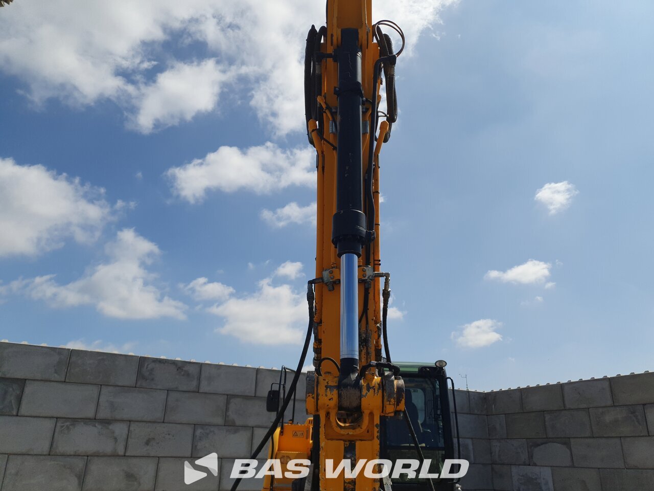 Other : JCB JS210 Pelle sur chenilles