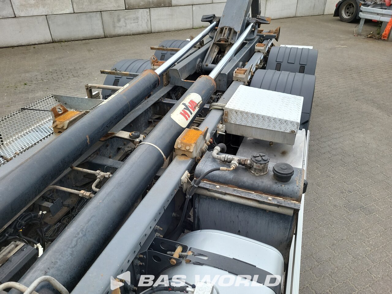 Other : Volvo FH 540 6X2 HYVA LIFT 26.60-S camion à bras