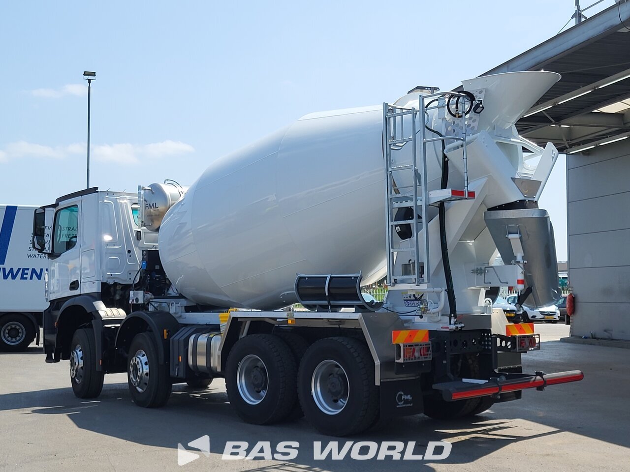 Other : Mercedes Arocs 3743 8X4 Fml BSH 103 Camion malaxeur béton
