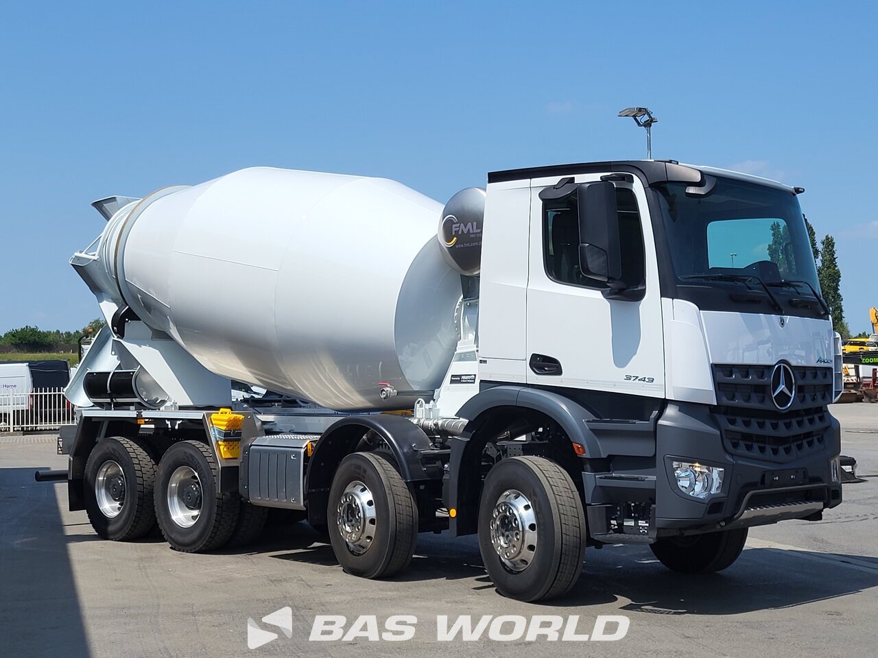 Other : Mercedes Arocs 3743 8X4 Fml BSH 103 Camion malaxeur béton