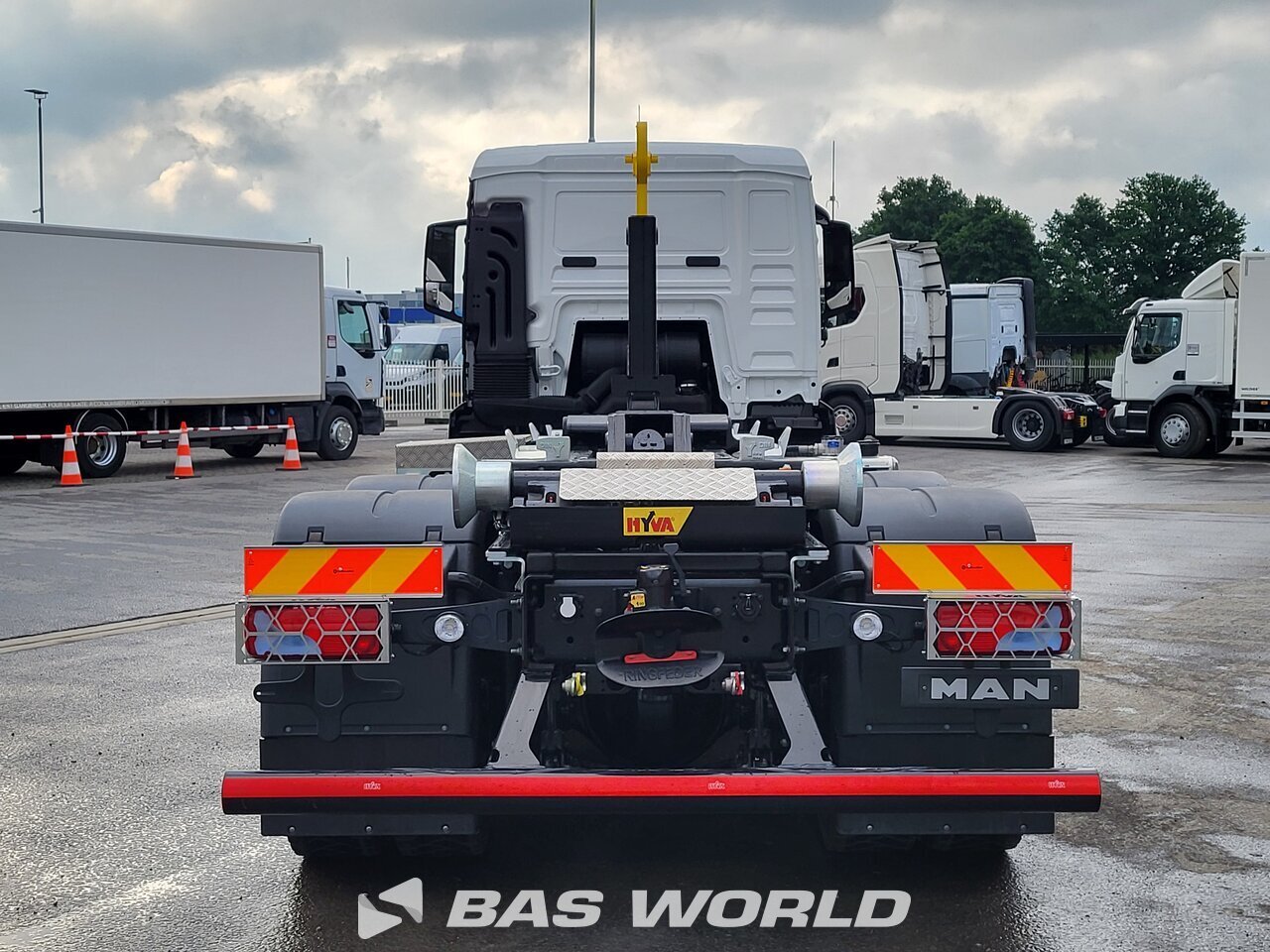 Other : MAN TGS 26.440 6X4 Hyva H20-60S camion à bras