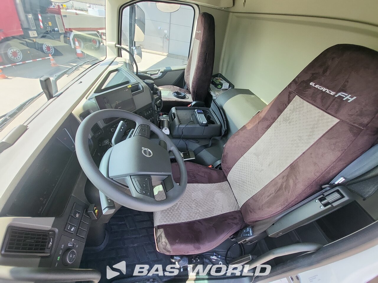 Other : Volvo FM 460 6X2 Hyva 20-57-S camion à bras