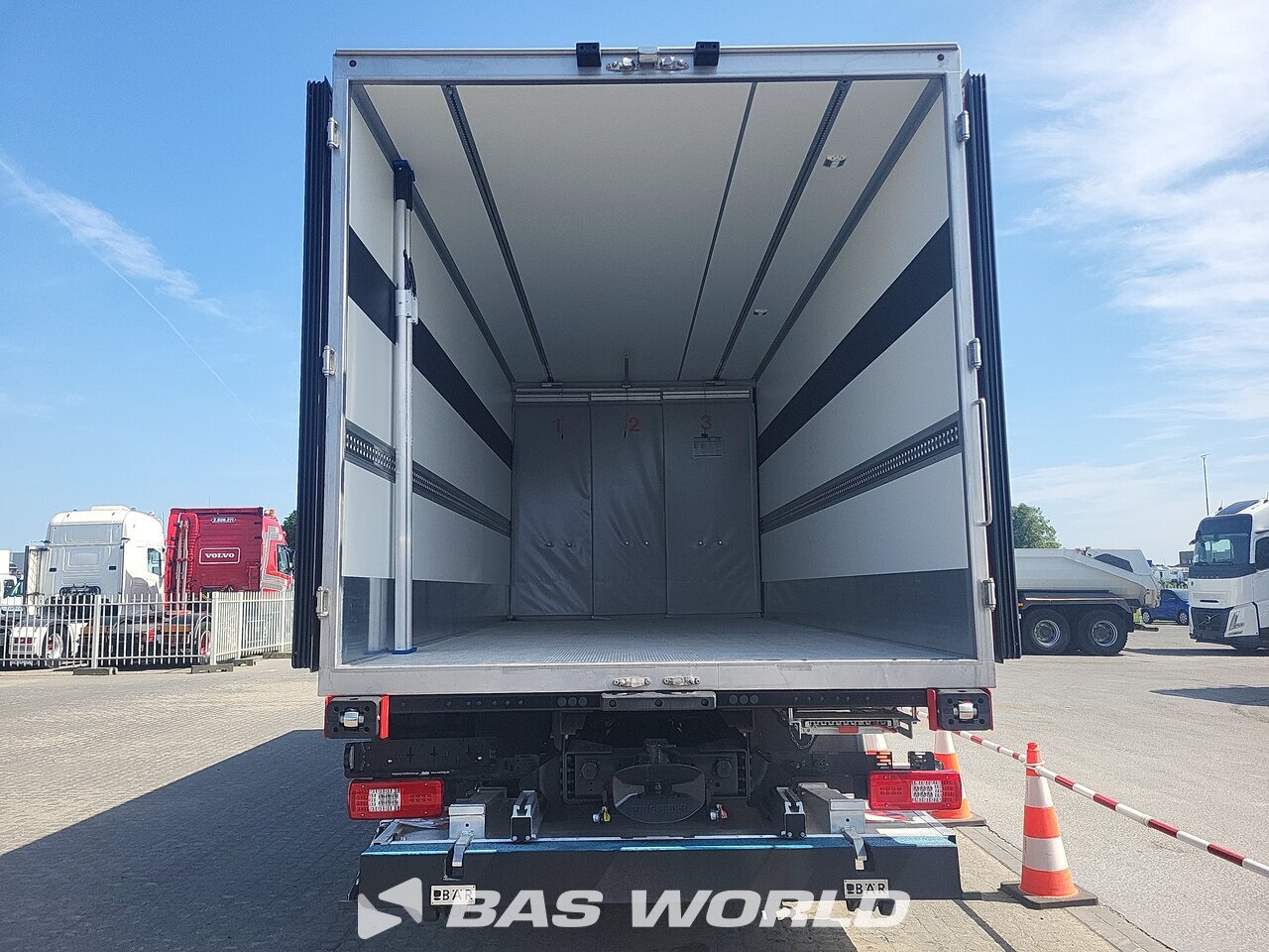 Other : Iveco S-Way 400 4X2 Kiesling Camion frigorifique