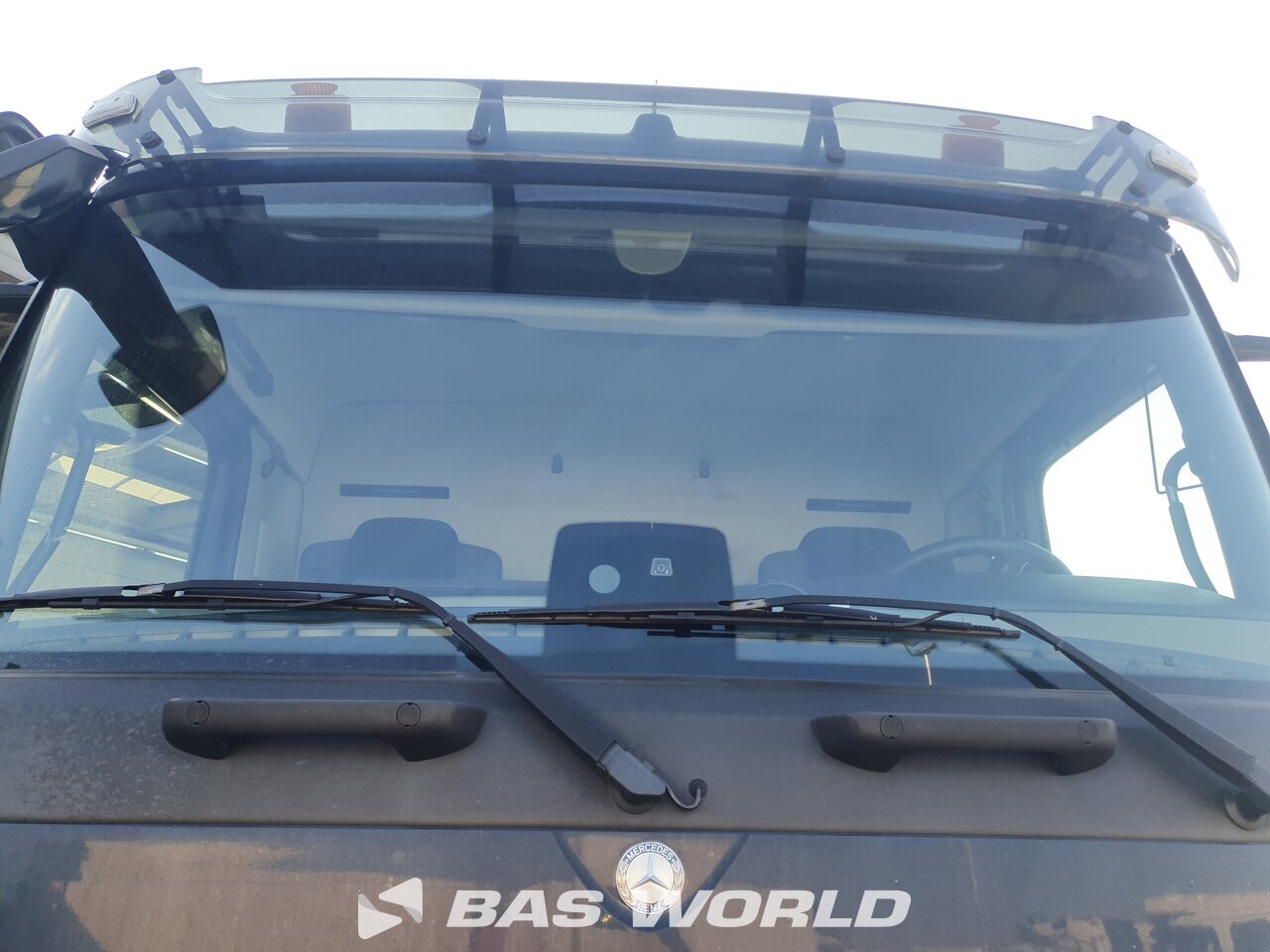 Other : Mercedes Antos 2835 6X2 Wema Carrosserie Camion rideaux coulissants