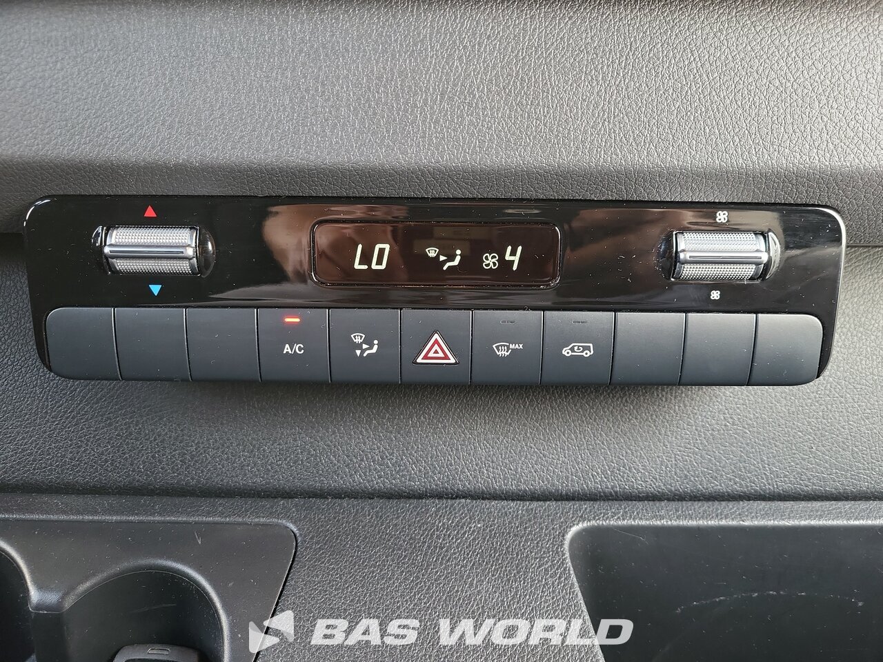 Other : Mercedes Sprinter 214 CDI Fourgons utilitaires